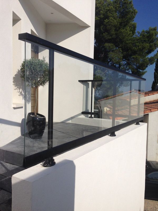 Garde-corps en alu sur Martigues